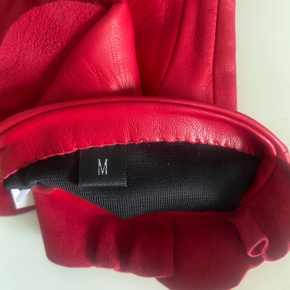 Kate Spade Red Leather Ruffle gloves Medium NWT - Picture 4 of 6